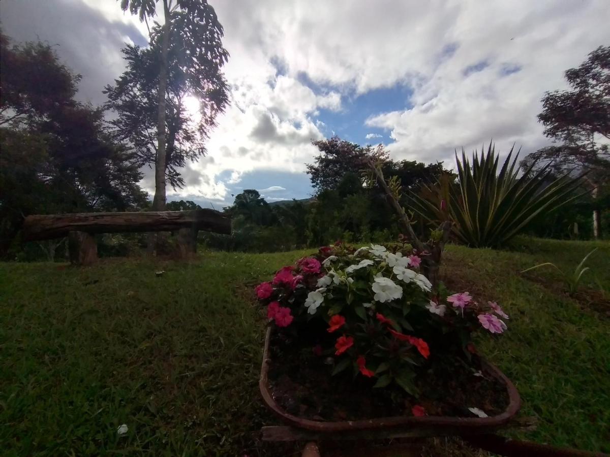 Pouso Da Siriema - Villa Bizuca Tiradentes Exteriör bild